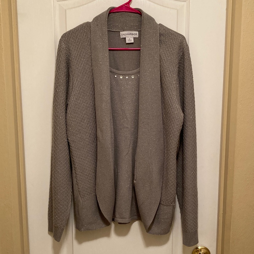 Sag Harbor Women’s XL Silver Sweater Set